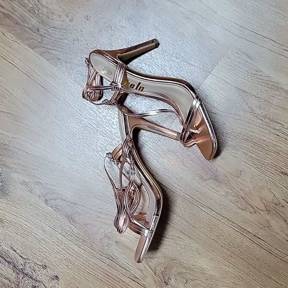 NWT Shein Strappy Sandals (ROSE GOLD)